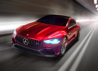 Mercedes CLS Kasım’da, dört kapılı AMG GT Ocak’ta geliyor
