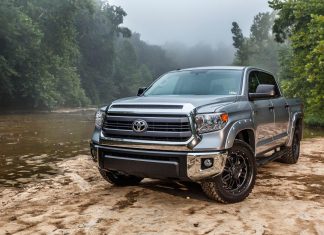 Toyota’dan hibrit bir pick-up geliyor