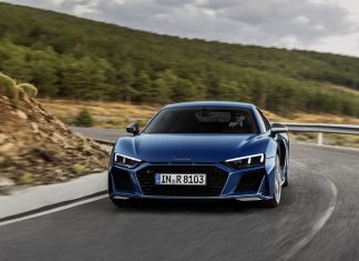 Yol İçin Üretildi: Audi R8