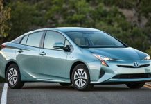Toyota, yazılım hatasından dolayı 752 bin Prius aracını geri çağırıyor