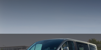 Ford Ticari Ailesinin En Yeni Hibrit Üyeleri