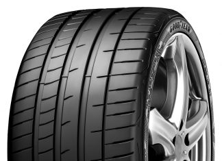 Touring car şampiyonu Turkington, yeni Goodyear Eagle F1 SuperSport’u pistte test etti