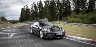 Süper Spor Otomobiller” İçin Yeni Bir Tur Rekoru