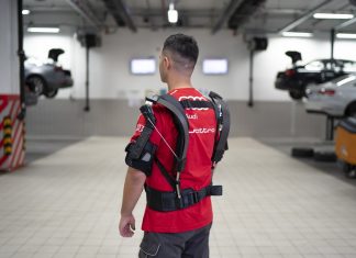 Audi Türkiye’nin Teknisyenlerinden Robotik Kıyafete Tam Not!