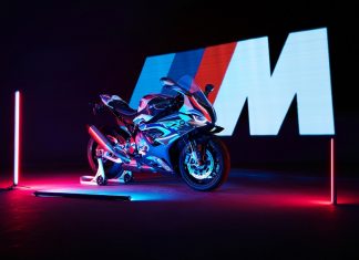BMW Motorrad’ın İlk M Motosikleti BMW M 1000 RR Tutkunlarıyla Buluşmaya Hazırlanıyor