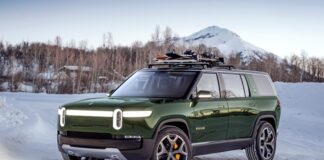 PIRELLI DÜNYANIN İLK ELEKTRİKLİ PİCK-UP ARACI RIVIAN İÇİN LASTİK ÜRETTİ