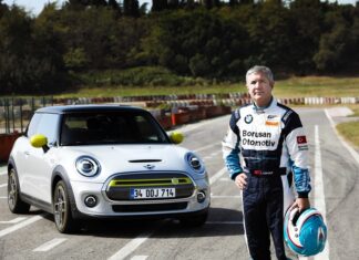 Borusan Otomotiv Motorsport’un Efsane Pilotu İbrahim Okyay, MINI ELECTRIC’i Pistte Test Etti