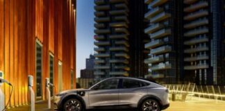 EPA, 2021 Ford Mustang Mach-E’nin 300 Mil’lik Menzilini Onayladı!