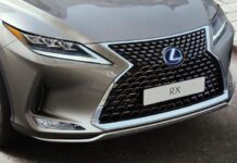 Lexus RX Black Line Türkiye’de ve fiyatı cep yakıyor!