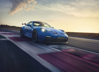 Porsche 911 ailesinin en yeni üyesi GT3 tanıtıldı!