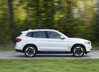 Tamamen Elektrikli Yeni BMW iX3 Showroomlarda Yerini Aldı