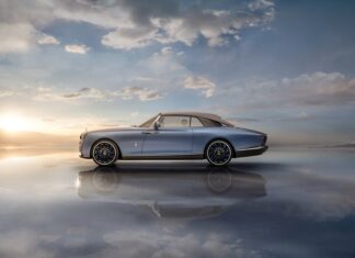 Rolls-Royce, tamamen benzersiz özel yapım “Boat Tail” koleksiyonunu sunuyor