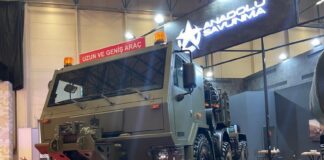 Anadolu Savunma Zırhlı Muharebe Sahası Akaryakıt Tankeri ve Tank Çekici modelleri ile IDEF 2021’de boy gösterdi