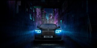 ROLLS-ROYCE BLACK BADGE GHOST OTOMOBİLİNİ TANITTI