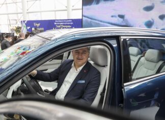 Togg, C-SUV prototipiyle Eko İklim Zirvesi’nde ilgi odağı oldu