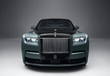 ROLLS-ROYCE PHANTOM; YENİ BİR İFADE İLE GELİYOR
