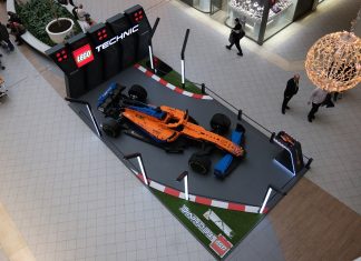 İstanbul’da Yarış Heyecanı: Gerçek boyutlu LEGO® Technic™ McLaren Formula 1™ Yarış Arabası Akasya’da!